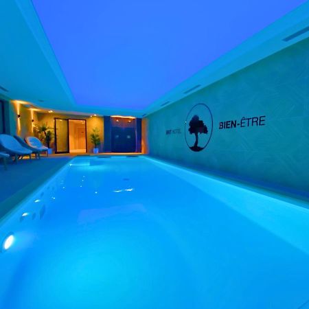 Brit Hotel Piscine & Spa - Fougeres Lecousse Zewnętrze zdjęcie